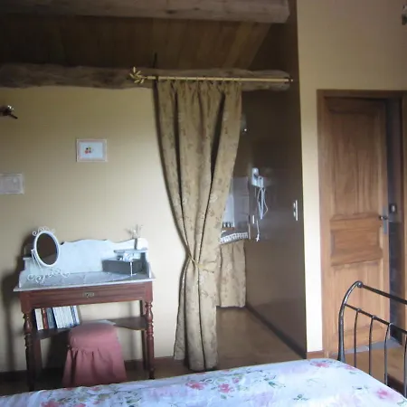 La Ferme Du Bascou Couette-café 3*