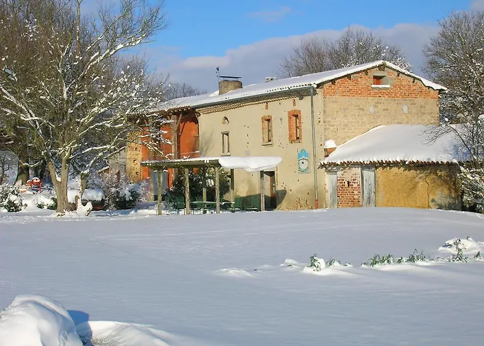 La Ferme Du Bascou 3* Madiere