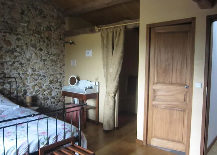 Bed & Breakfast La Ferme Du Bascou 3*