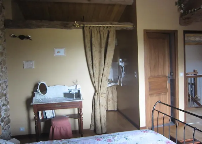 La Ferme Du Bascou Bed & Breakfast 3*